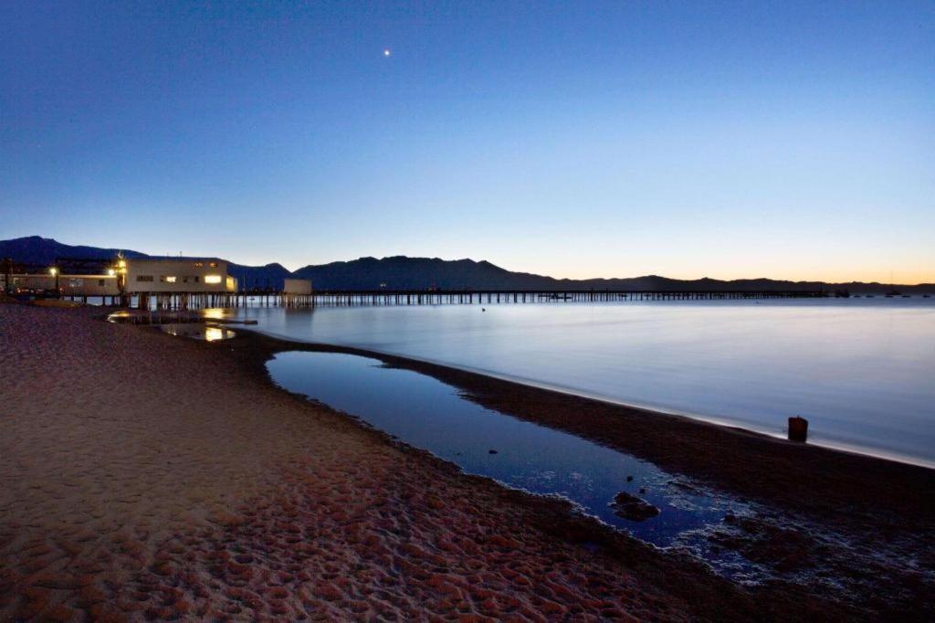 Howard Johnson By Wyndham South Lake Tahoe Exterior foto